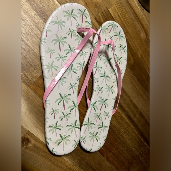 LC Lauren Conrad White and Pink Palm Tree Flip Flops - Picture 5 of 12